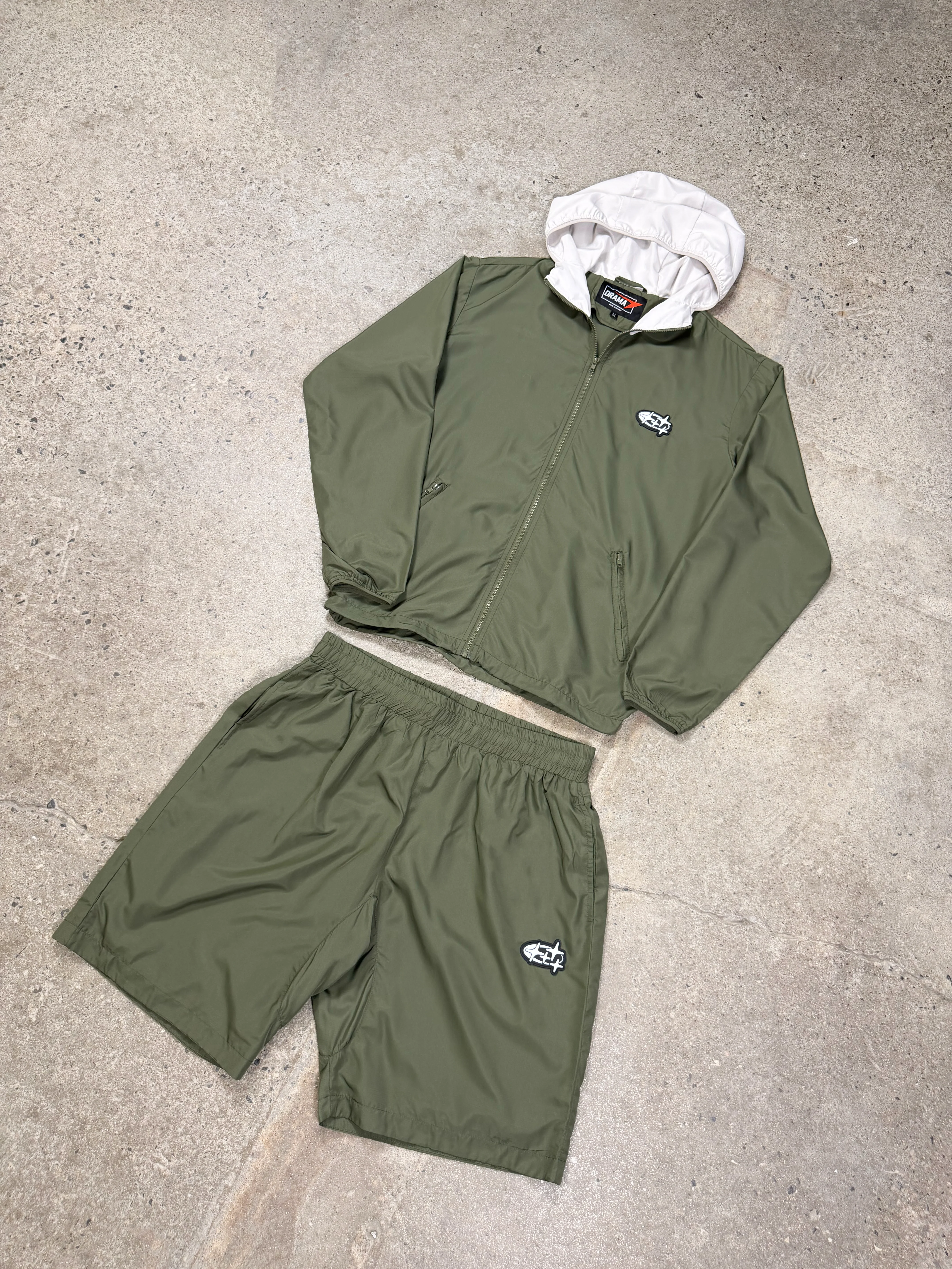 ARMY GREEN 4STA RUNNING JACKET - Image 6