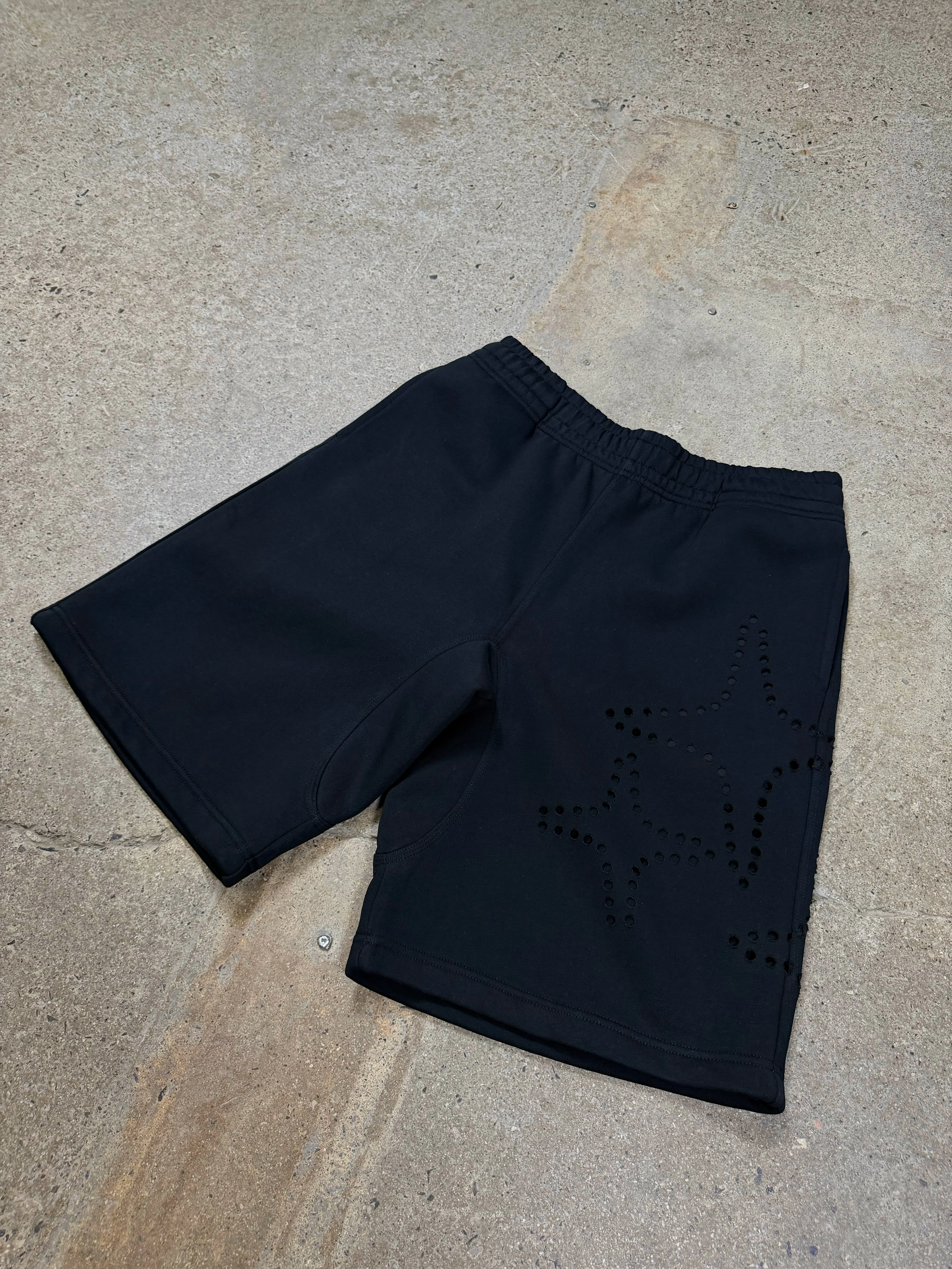 BLACK 3STA HOLE SHORTS - Image 6