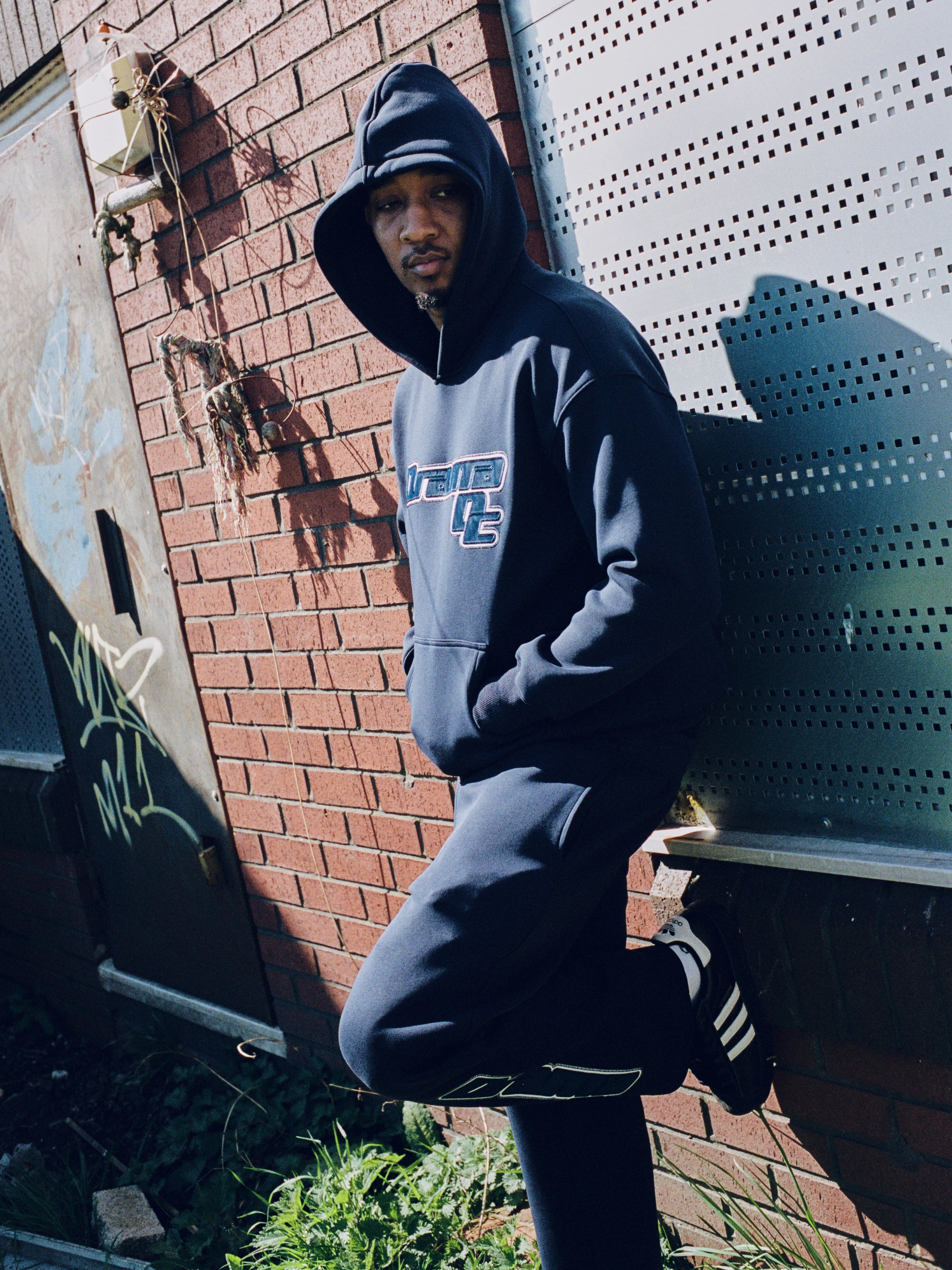 NAVY AV SPORT HOOD - Image 4