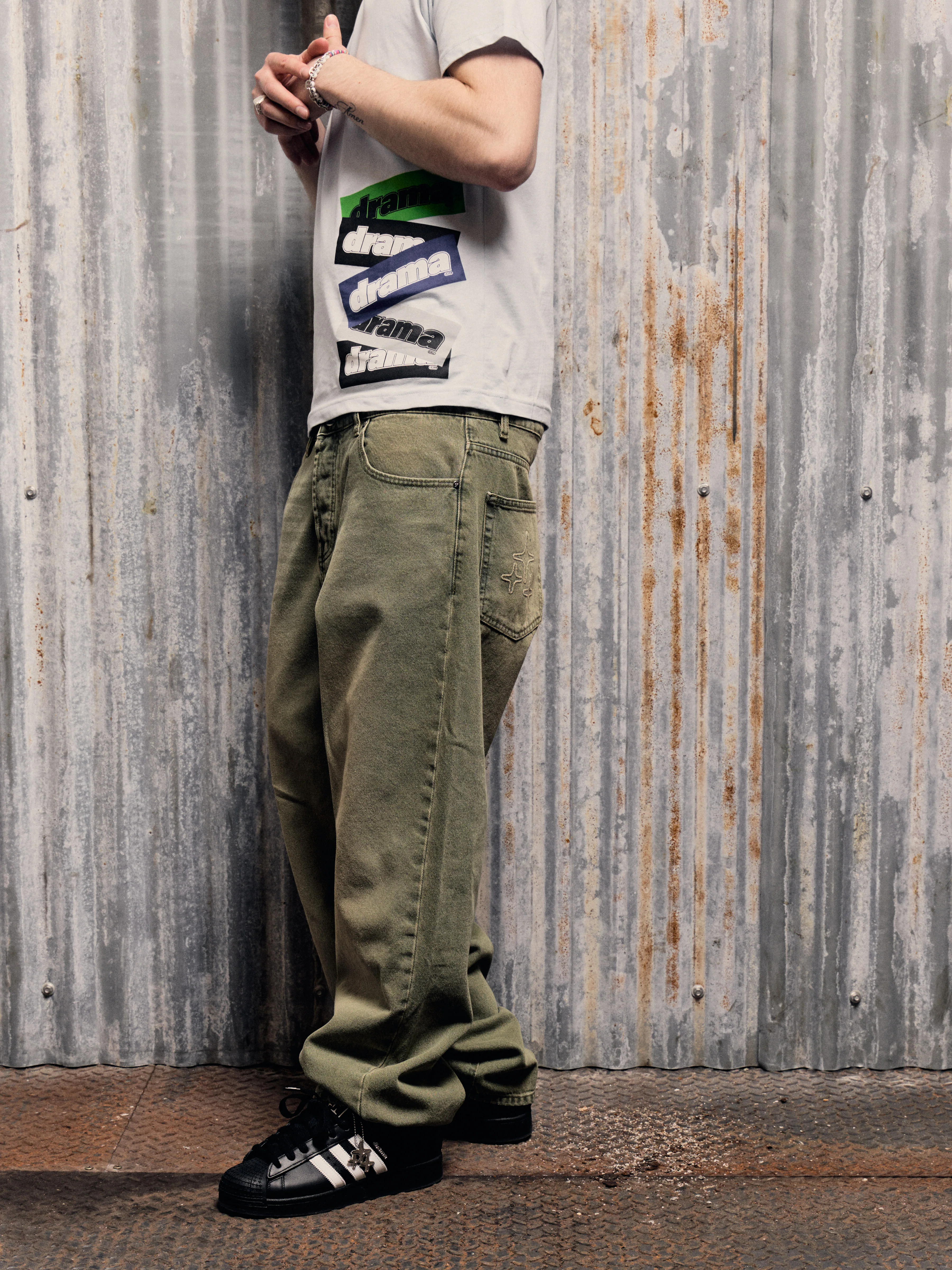 BIG B*STARDS GREEN WASH DENIM (WIDE FIT) - Image 3
