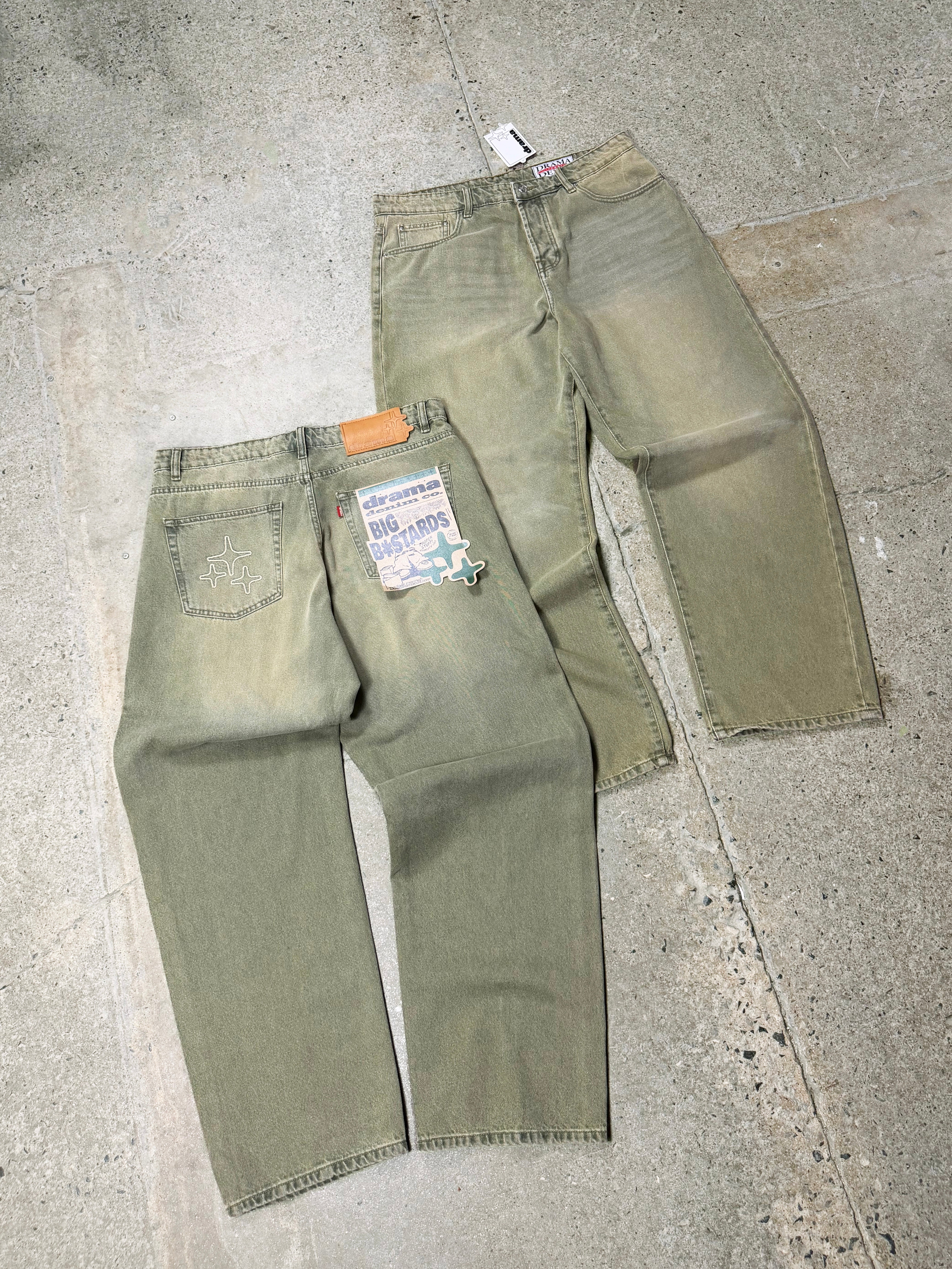 BIG B*STARDS GREEN WASH DENIM (WIDE FIT) - Image 4